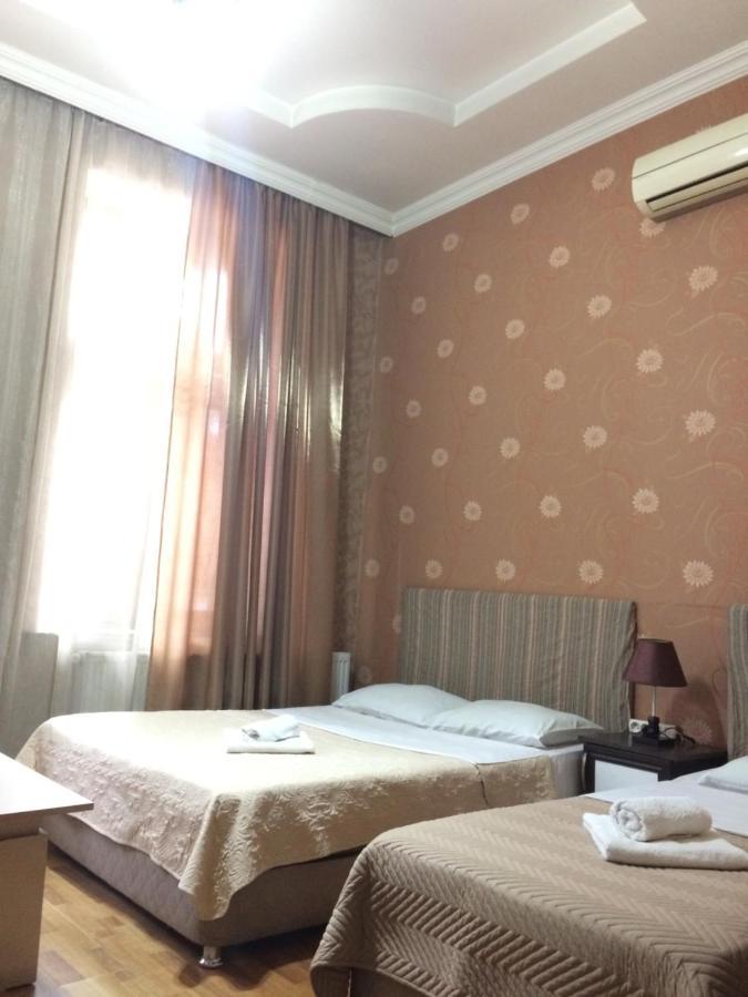 Hotel Albatros Μπατούμι Εξωτερικό φωτογραφία