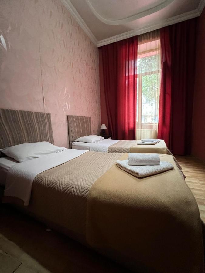 Hotel Albatros Μπατούμι Εξωτερικό φωτογραφία