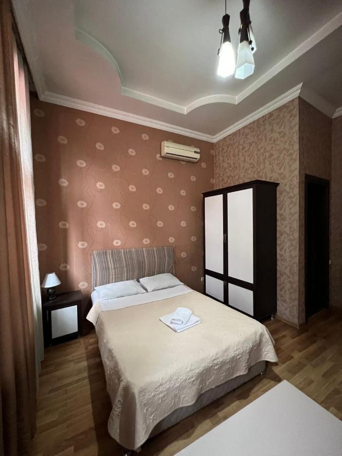 Hotel Albatros Μπατούμι Εξωτερικό φωτογραφία