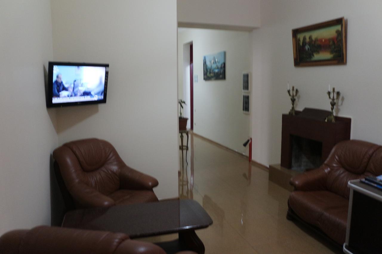 Hotel Albatros Μπατούμι Εξωτερικό φωτογραφία